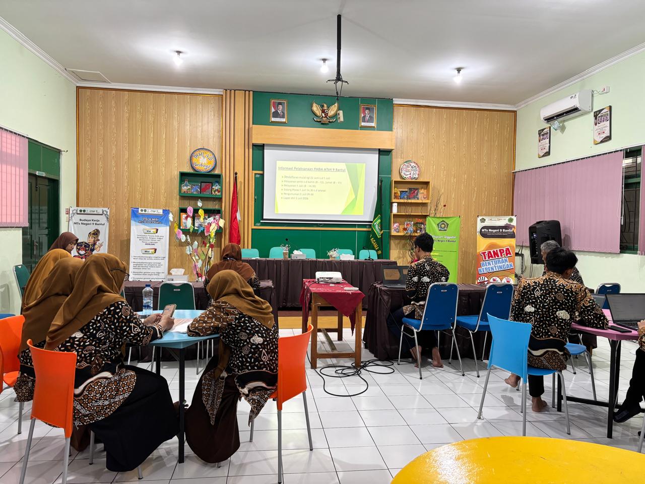 Komitmen Seleksi Berkualitas, MTsN 9 Bantul Gelar Sidang Pleno PMBM Gelombang 2